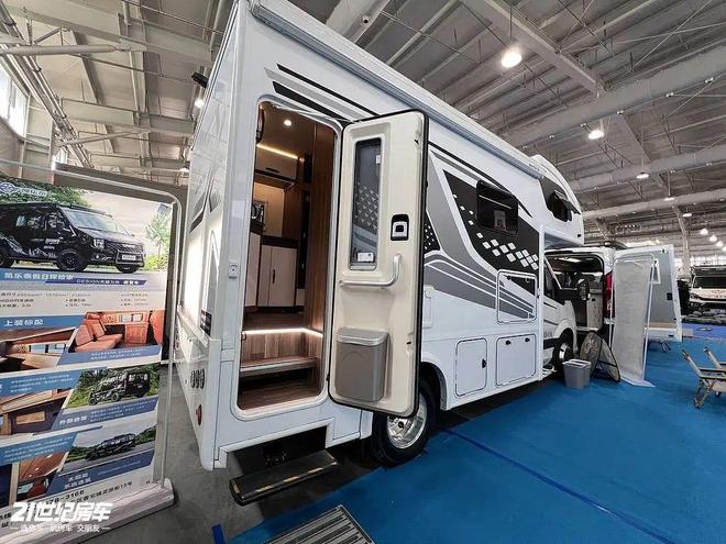 房独立睡卧空间凯乐泰房车亮相北京展新葡京912北京房车展|后上门大厨(图1) 房独立睡卧空间凯乐泰房车亮相北京展新葡京912北京房车展|后上门大厨(图1)